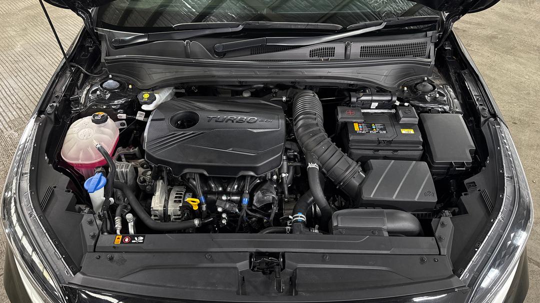 2024 Kia Cerato Gt, Automatic, 22555 km, Open Bonnet (Engine)