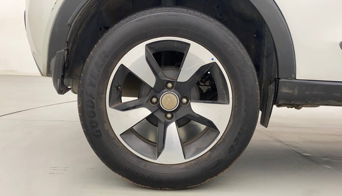 2018 Tata NEXON XZ PLUS PETROL, Petrol, Manual, 34,106 km, Right Rear Wheel