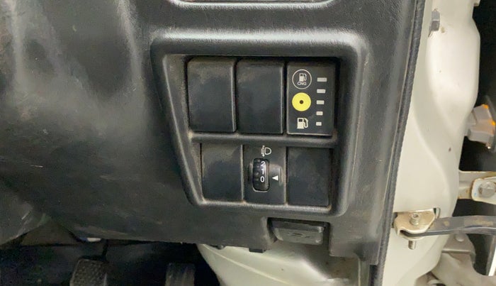 2019 Maruti Eeco 5 STR WITH A/C+HTR CNG, CNG, Manual, 22,722 km, Dashboard - Headlight height adjustment not working