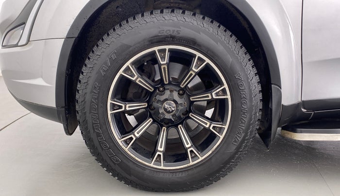2018 Mahindra XUV500 W7 FWD, Diesel, Manual, 51,281 km, Left Front Wheel