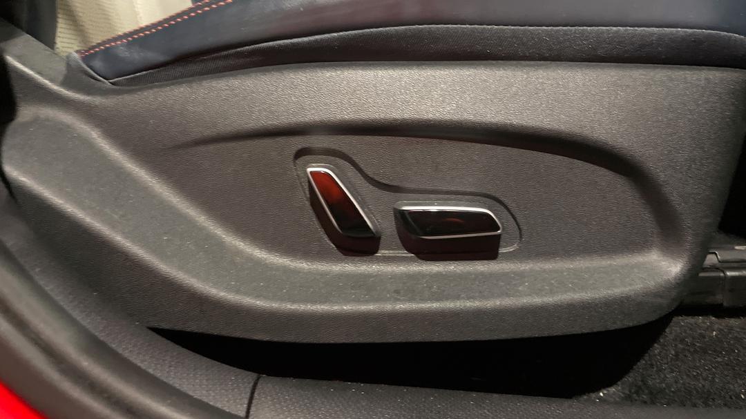 2023 Byd Atto 3 Extended Range, Automatic, 35691 km, Drivers Side Adjustment Panel