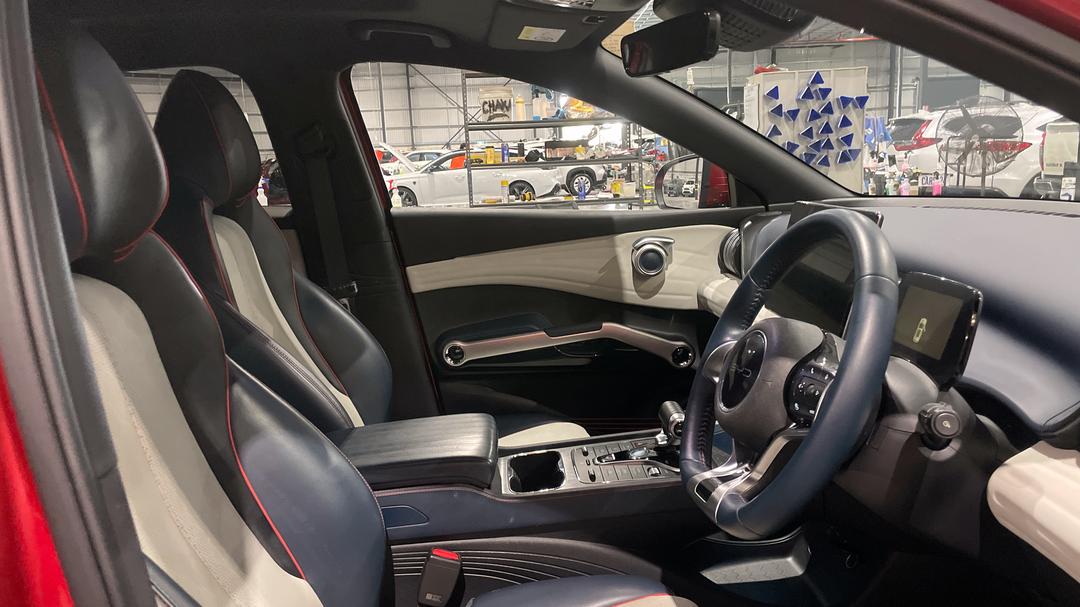 2023 Byd Atto 3 Extended Range, Automatic, 35691 km, Right Side Front Door Cabin View