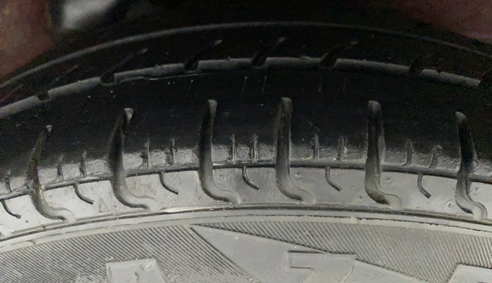 2014 Hyundai i10 MAGNA 1.1 IRDE2, Petrol, Manual, 72,436 km, Left Rear Tyre Tread