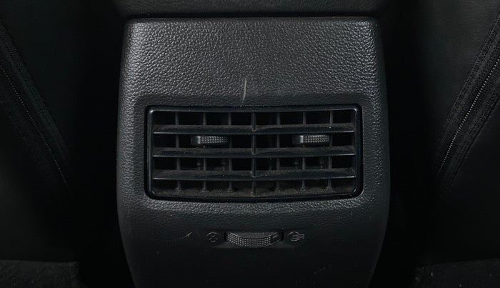 2015 Hyundai Elite i20 SPORTZ 1.4, Diesel, Manual, 64,601 km, Rear AC Vents