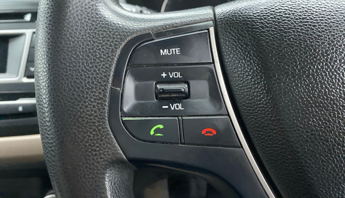 2015 Hyundai Elite i20 SPORTZ 1.4, Diesel, Manual, 64,601 km, Steering wheel - Phone control not functional
