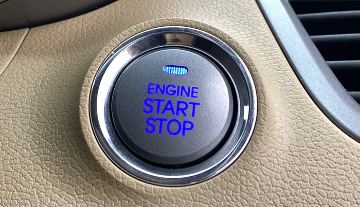 2014 Hyundai New Elantra 1.8 SX AT VTVT, Petrol, Automatic, 83,747 km, Keyless Start/ Stop Button