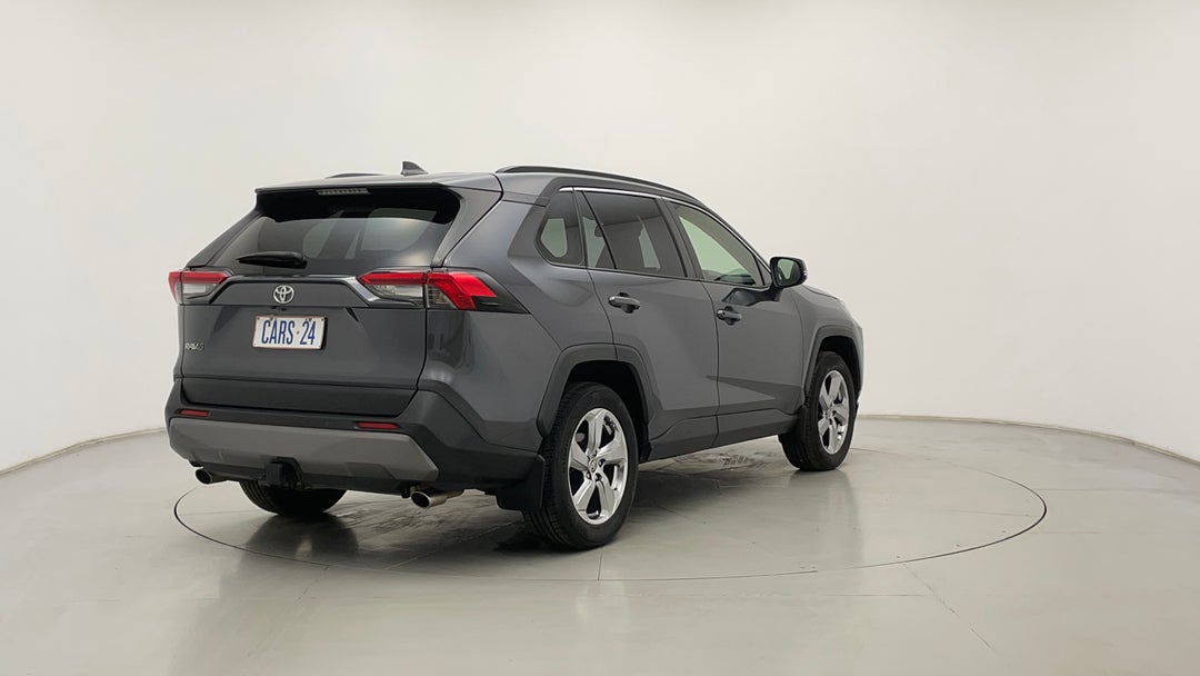 Right Back Diagonal (45- Degree) View