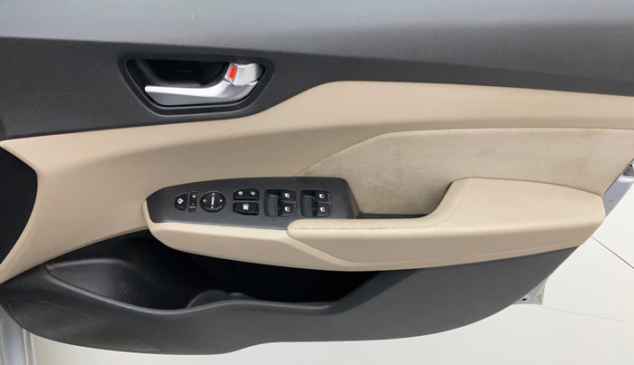 2019 Hyundai Verna 1.6 VTVT SX, Petrol, Manual, 68,811 km, Driver Side Door Panels Control
