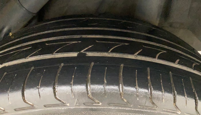 2019 Hyundai Verna 1.6 VTVT SX, Petrol, Manual, 68,811 km, Left Rear Tyre Tread