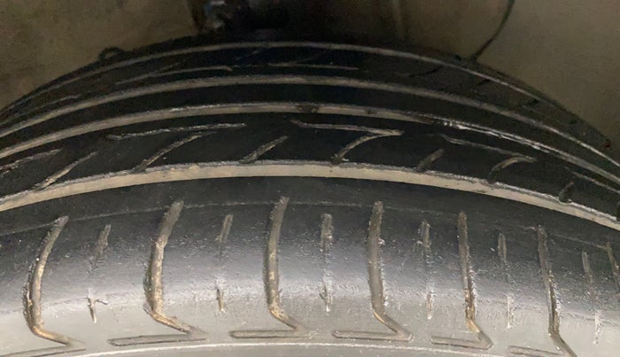 2019 Hyundai Verna 1.6 VTVT SX, Petrol, Manual, 68,811 km, Right Front Tyre Tread