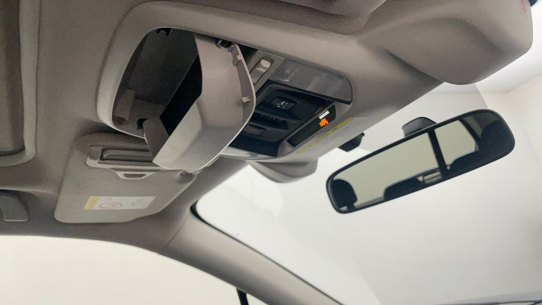 On-Roof Controls/Sunglass holder