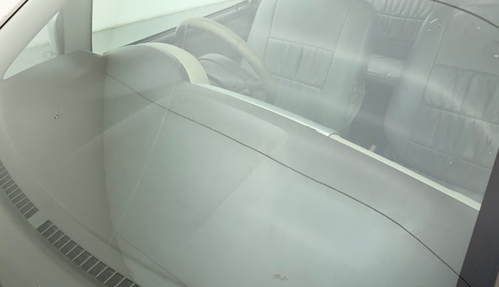 2011 Maruti Zen Estilo VXI ABS, Petrol, Manual, 42,045 km, Front windshield - Minor spot on windshield