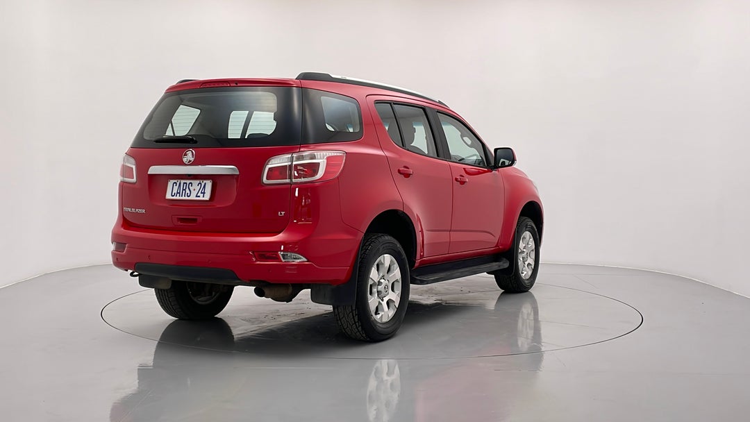 Right Back Diagonal (45- Degree) View