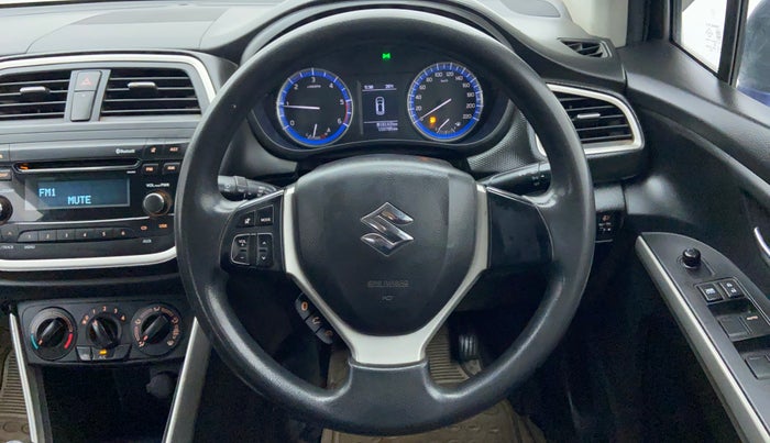 2017 Maruti S Cross DELTA 1.3, Diesel, Manual, 1,04,052 km, Steering Wheel