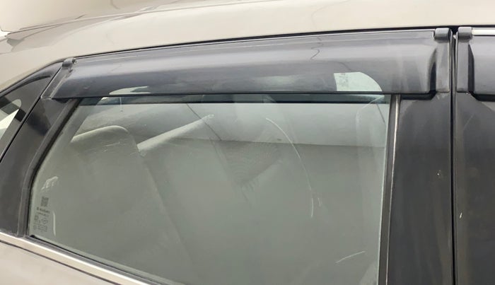 2019 Maruti Baleno ZETA PETROL 1.2, Petrol, Manual, 40,606 km, Right rear door - Door visor damaged