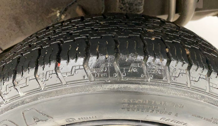 2014 Datsun Go T, Petrol, Manual, 28,862 km, Left Rear Tyre Tread