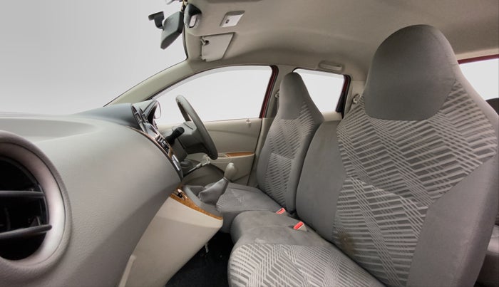 2014 Datsun Go T, Petrol, Manual, 28,862 km, Right Side Front Door Cabin