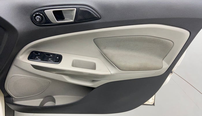 2015 Ford Ecosport 1.5TITANIUM TDCI, Diesel, Manual, 1,00,131 km, Driver Side Door Panels Control