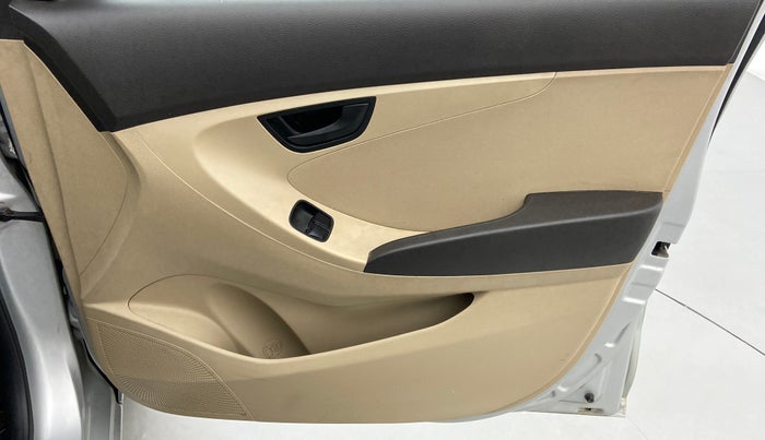 2016 Hyundai Eon MAGNA PLUS, Petrol, Manual, 27,328 km, Driver Side Door Panels Control