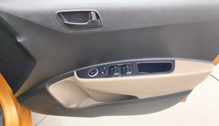 2016 Hyundai Grand i10 MAGNA 1.2 KAPPA VTVT, Petrol, Manual, 69,660 km, Driver Side Door Panels Control