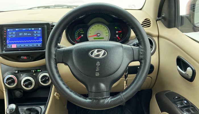 2010 Hyundai i10 SPORTZ 1.2 KAPPA2, Petrol, Manual, 36,836 km, Steering Wheel Close Up