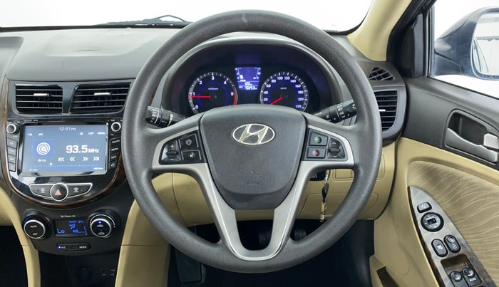2016 Hyundai Verna FLUIDIC 1.6 SX CRDI, Diesel, Manual, 70,435 km, Steering Wheel Close Up
