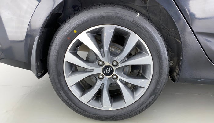 2016 Hyundai Verna FLUIDIC 1.6 SX CRDI, Diesel, Manual, 70,435 km, Right Rear Wheel