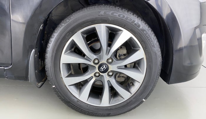 2016 Hyundai Verna FLUIDIC 1.6 SX CRDI, Diesel, Manual, 70,435 km, Right Front Wheel