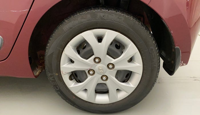 2013 Hyundai Grand i10 SPORTZ 1.2 KAPPA VTVT, CNG, Manual, 67,207 km, Left Rear Wheel