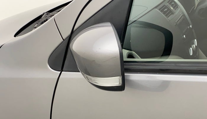 2015 Maruti Celerio ZXI, Petrol, Manual, 25,710 km, Left rear-view mirror - Indicator light has minor damage
