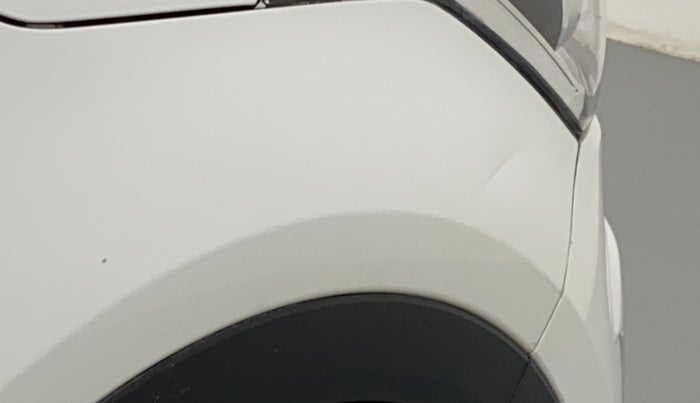2016 Hyundai Creta SX PLUS 1.6 PETROL, Petrol, Manual, 81,388 km, Right fender - Slightly dented