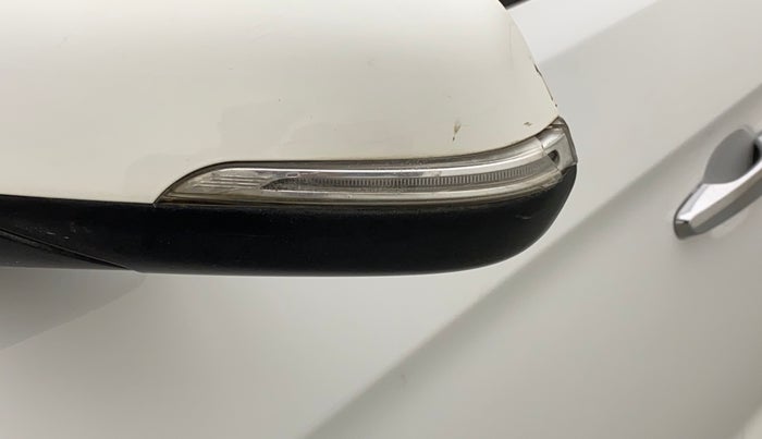 2016 Hyundai Creta SX PLUS 1.6 PETROL, Petrol, Manual, 81,388 km, Left rear-view mirror - Indicator light has minor damage