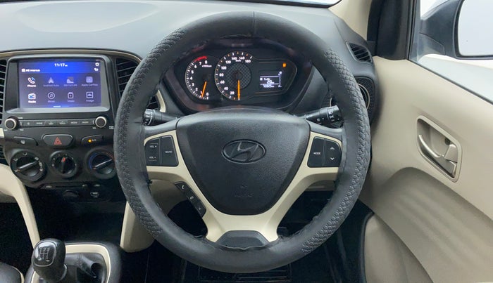2019 Hyundai NEW SANTRO SPORTZ 1.1, Petrol, Manual, 72,996 km, Steering Wheel Close Up