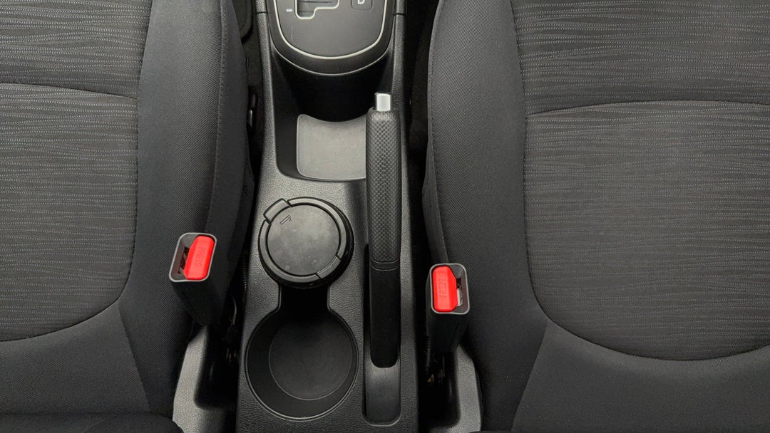 2018 Hyundai Accent Sport, Automatic, 71949 km, Handbrake