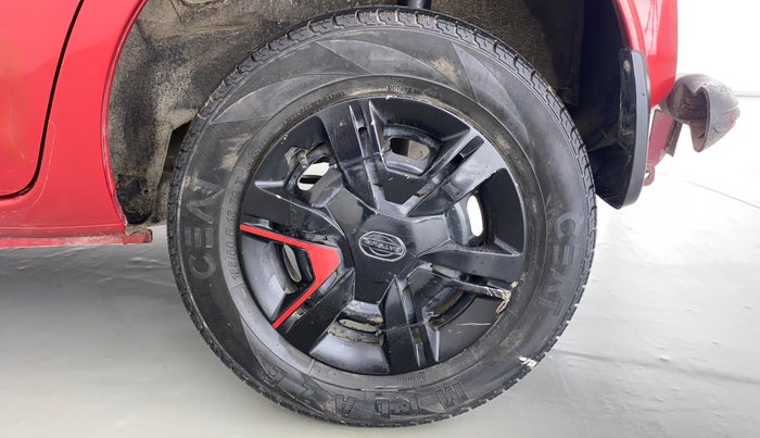 2016 Datsun Redi Go S, Petrol, Manual, 43,762 km, Left Rear Wheel
