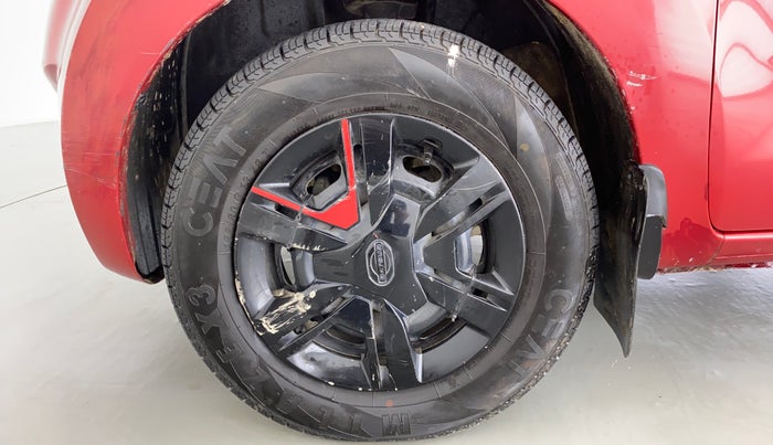 2016 Datsun Redi Go S, Petrol, Manual, 43,762 km, Left Front Wheel
