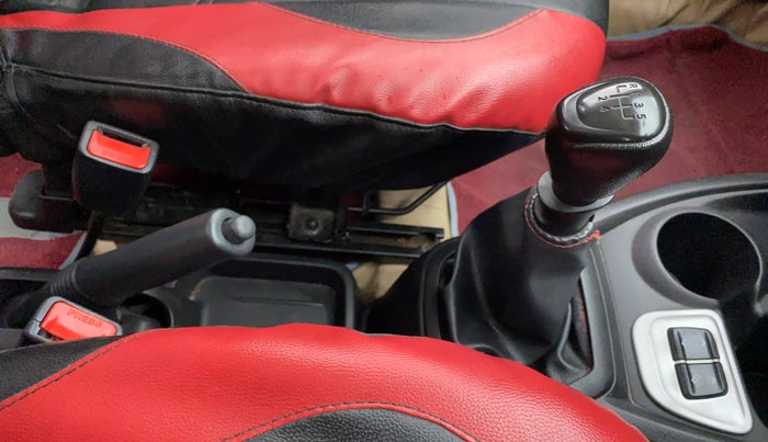 2016 Datsun Redi Go S, Petrol, Manual, 43,762 km, Gear Lever