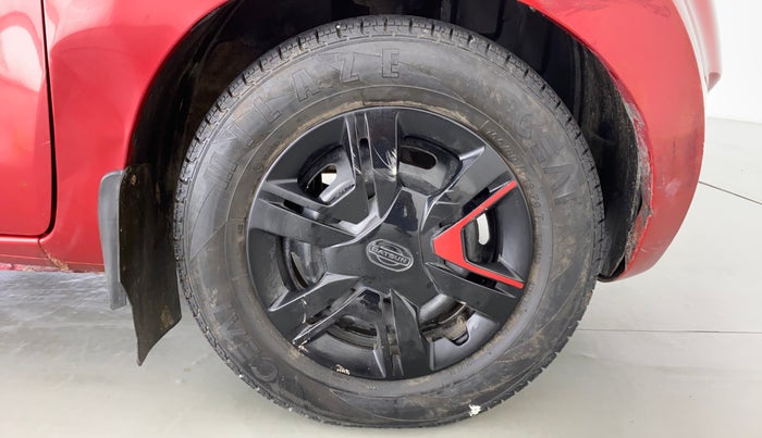 2016 Datsun Redi Go S, Petrol, Manual, 43,762 km, Right Front Wheel