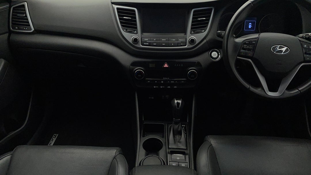 2017 Hyundai Tucson Elite (fwd), Automatic, 73195 km, Center Console