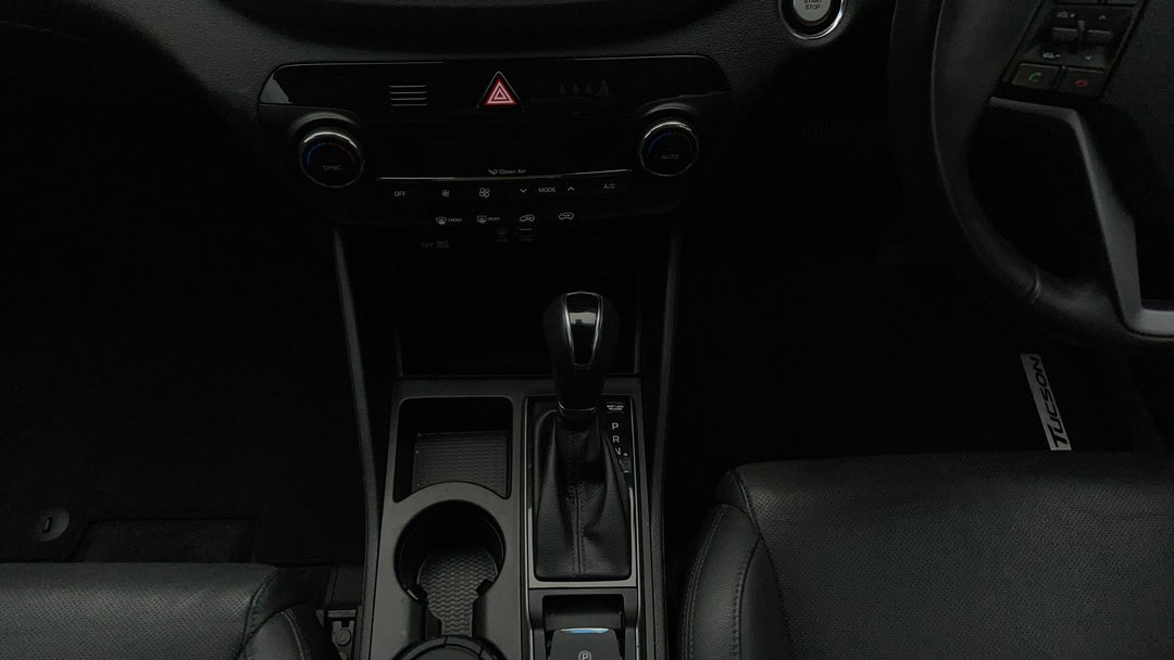 2017 Hyundai Tucson Elite (fwd), Automatic, 73195 km, Gear Lever 