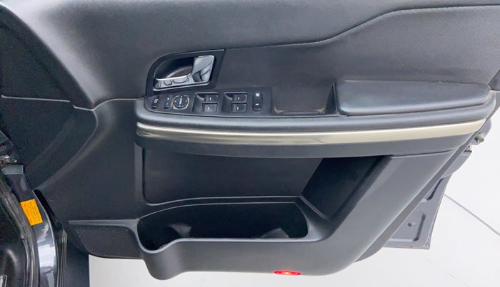 2018 Tata Hexa Varicor 400 XTA, Diesel, Automatic, 40,807 km, Driver Side Door Panel Controls