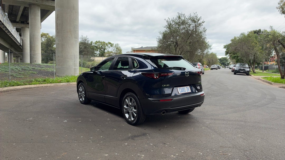 Left Back Diagonal (45- Degree) View