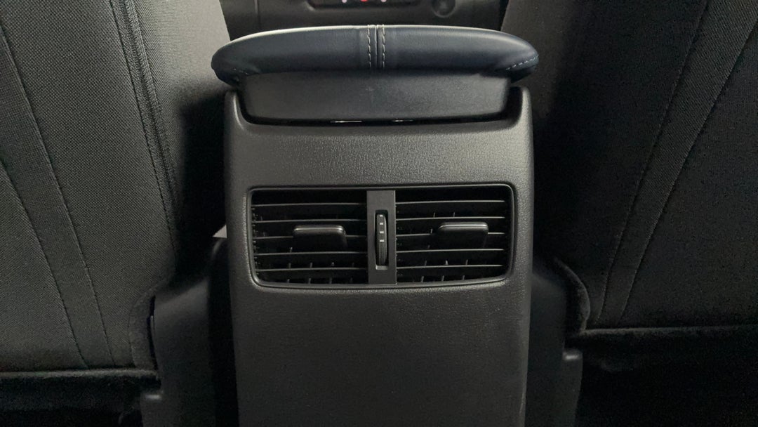 Rear A/C Vent
