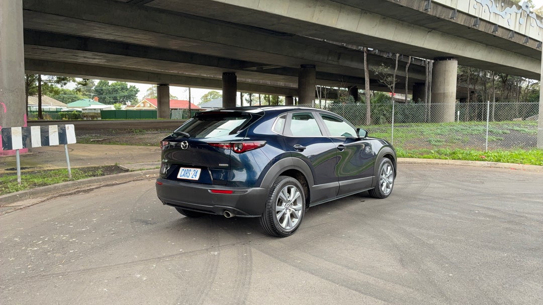 Right Back Diagonal (45- Degree) View