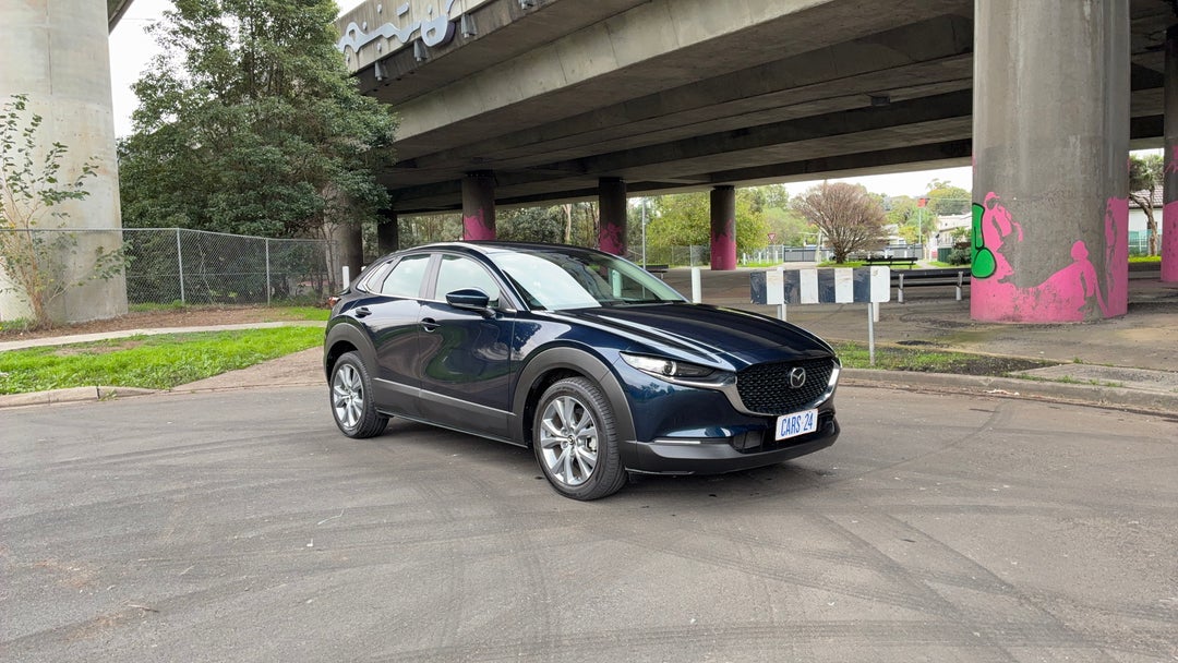 Right Front Diagonal (45- Degree) View