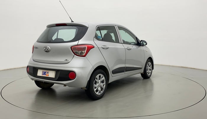2017 Hyundai Grand i10 MAGNA 1.2 KAPPA VTVT, CNG, Manual, 34,332 km, Right Back Diagonal