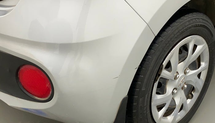 2017 Hyundai Grand i10 MAGNA 1.2 KAPPA VTVT, CNG, Manual, 34,332 km, Rear bumper - Minor scratches