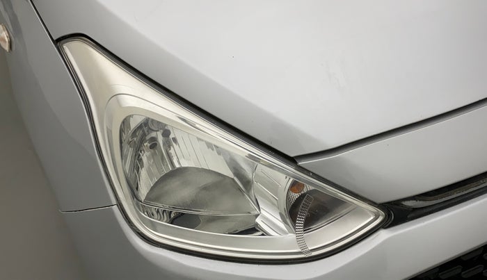 2017 Hyundai Grand i10 MAGNA 1.2 KAPPA VTVT, CNG, Manual, 34,332 km, Right headlight - Minor scratches