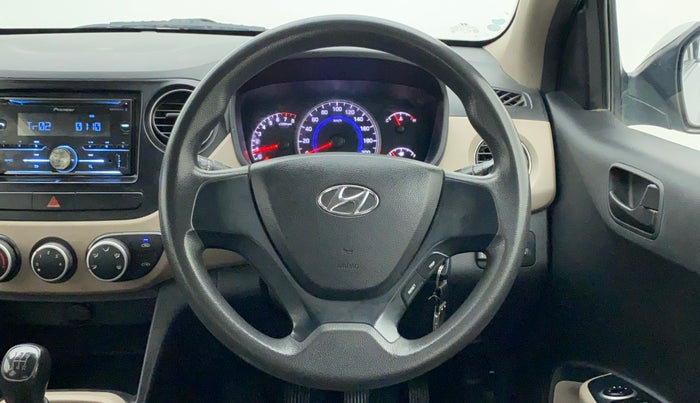 2017 Hyundai Grand i10 MAGNA 1.2 KAPPA VTVT, CNG, Manual, 34,332 km, Steering Wheel Close Up