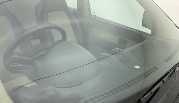 2013 Hyundai Santro Xing GL PLUS, Petrol, Manual, 35,198 km, Front windshield - Minor spot on windshield